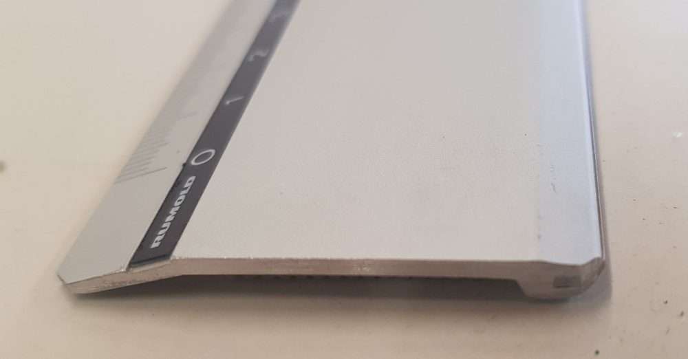 Lineal Aluminium 70 cm mit Schneidekante Stahl